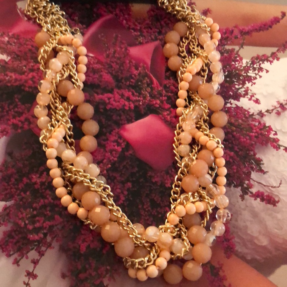 Pink beaded torsade statement necklace - Picture 1 of 5